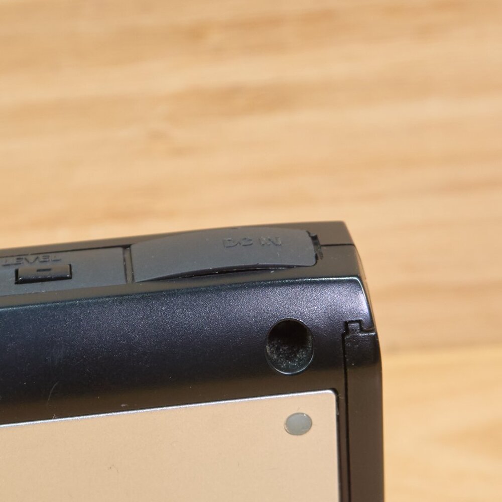 Edirol by Roland R-09 Digital Recorder | 24-Bit WAV/MP3 | Tested & Working - Picture 11 of 12